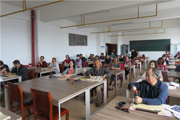 5.楷书班恢复正常教学_副本.jpg